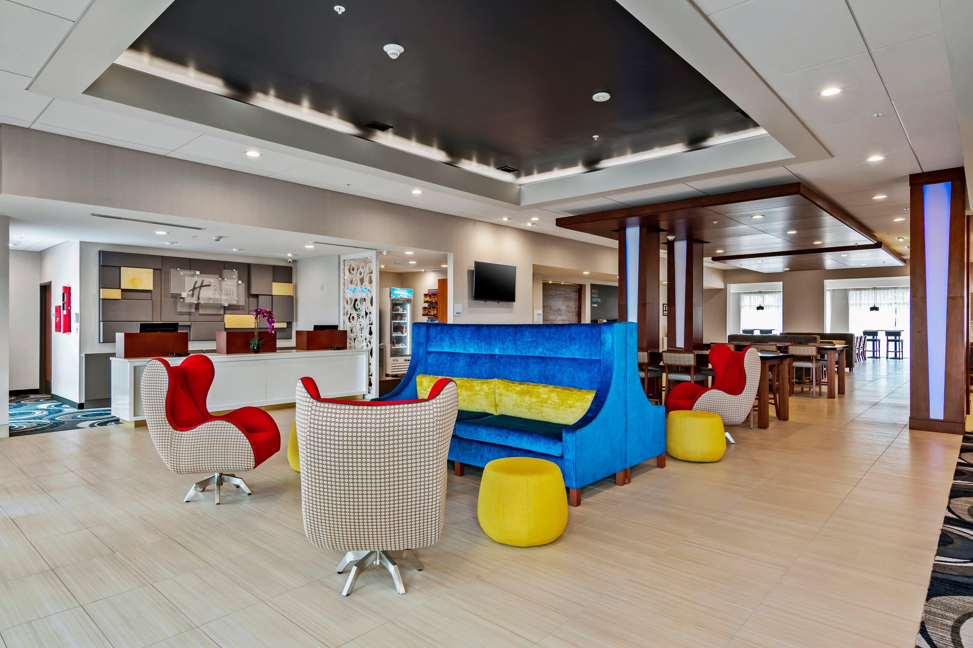 Holiday Inn Express & Suites Orlando- Lake Buena Vista By Ihg Exterior photo